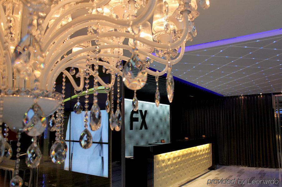 FX Hotel Taipei Nanjing East Road Branch Bagian luar foto
